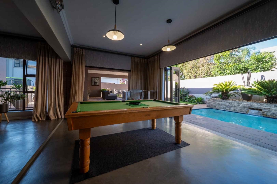6 Bedroom Property for Sale in Ebotse Golf Estate Gauteng