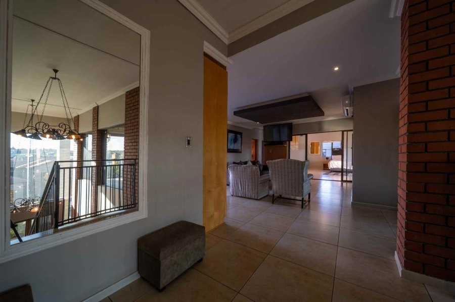 6 Bedroom Property for Sale in Ebotse Golf Estate Gauteng