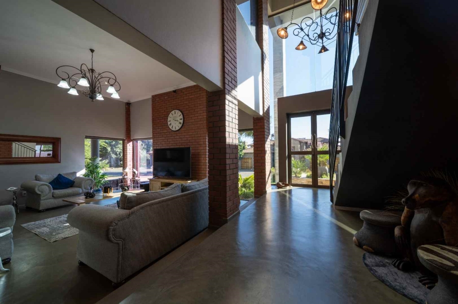 6 Bedroom Property for Sale in Ebotse Golf Estate Gauteng