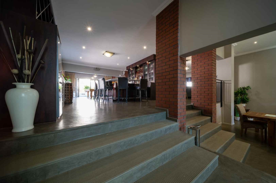 6 Bedroom Property for Sale in Ebotse Golf Estate Gauteng