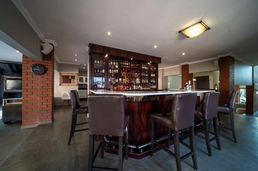6 Bedroom Property for Sale in Ebotse Golf Estate Gauteng