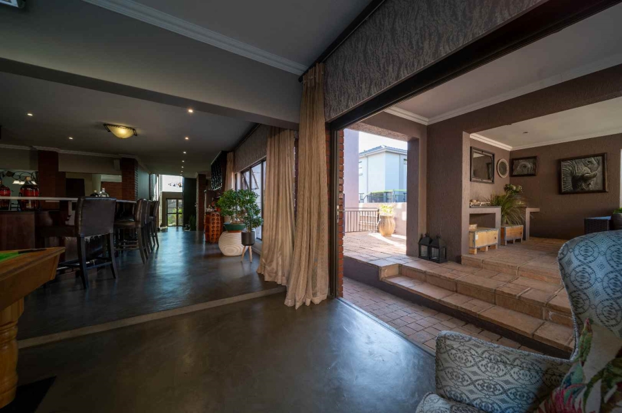 6 Bedroom Property for Sale in Ebotse Golf Estate Gauteng