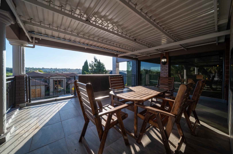6 Bedroom Property for Sale in Ebotse Golf Estate Gauteng