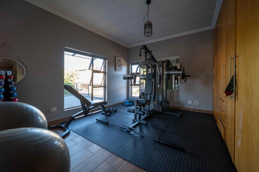6 Bedroom Property for Sale in Ebotse Golf Estate Gauteng