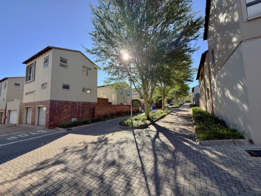 3 Bedroom Property for Sale in Olympus Gauteng