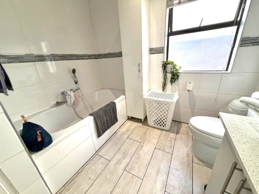 3 Bedroom Property for Sale in Olympus Gauteng