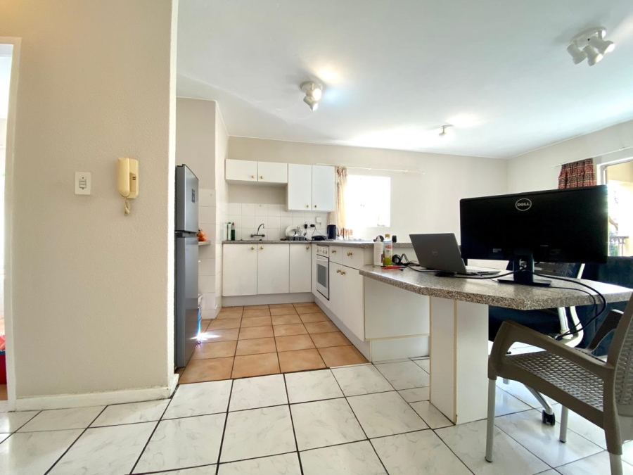 1 Bedroom Property for Sale in Hyde Park Gauteng