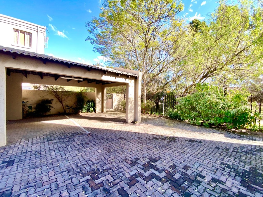 1 Bedroom Property for Sale in Hyde Park Gauteng
