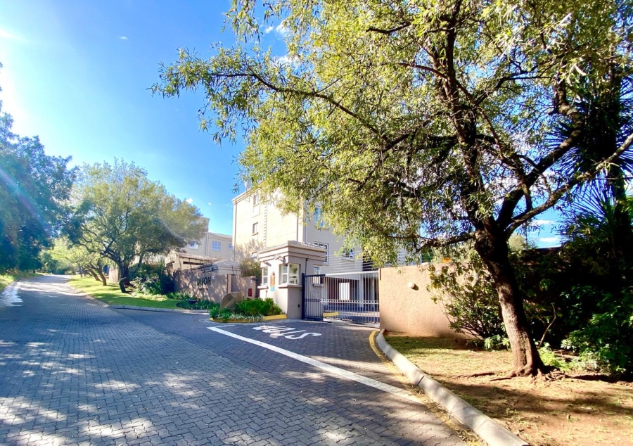 1 Bedroom Property for Sale in Hyde Park Gauteng