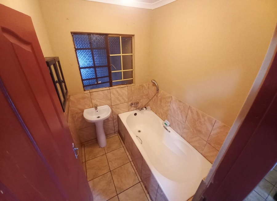 3 Bedroom Property for Sale in Atteridgeville Gauteng
