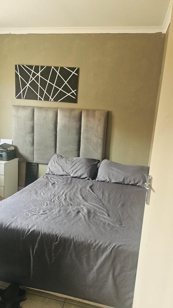 3 Bedroom Property for Sale in Kosmosdal Gauteng