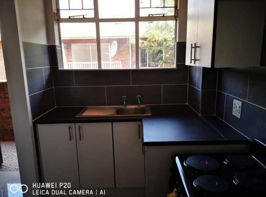 To Let 2 Bedroom Property for Rent in Pretoria North Gauteng