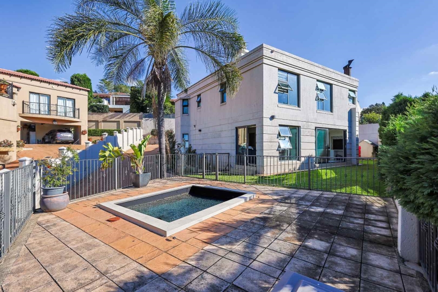 3 Bedroom Property for Sale in Waterkloof Ridge Gauteng