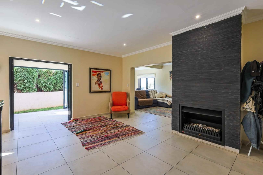 3 Bedroom Property for Sale in Waterkloof Ridge Gauteng