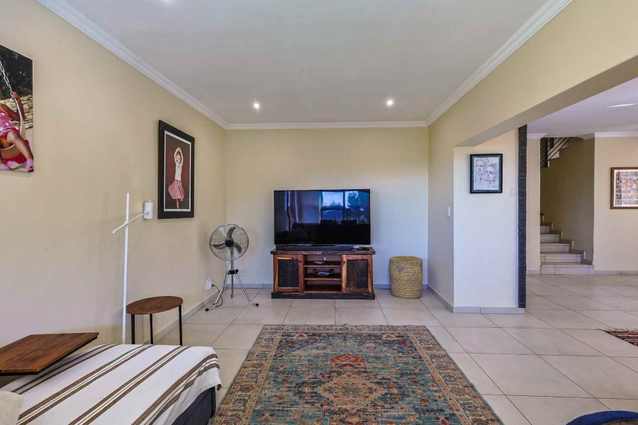 3 Bedroom Property for Sale in Waterkloof Ridge Gauteng