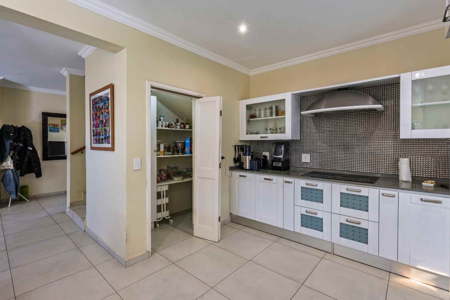 3 Bedroom Property for Sale in Waterkloof Ridge Gauteng