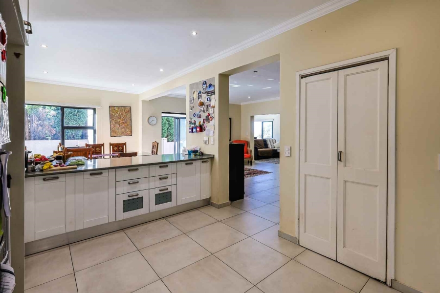 3 Bedroom Property for Sale in Waterkloof Ridge Gauteng