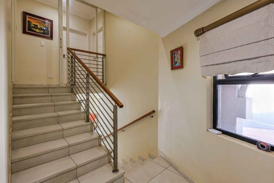 3 Bedroom Property for Sale in Waterkloof Ridge Gauteng