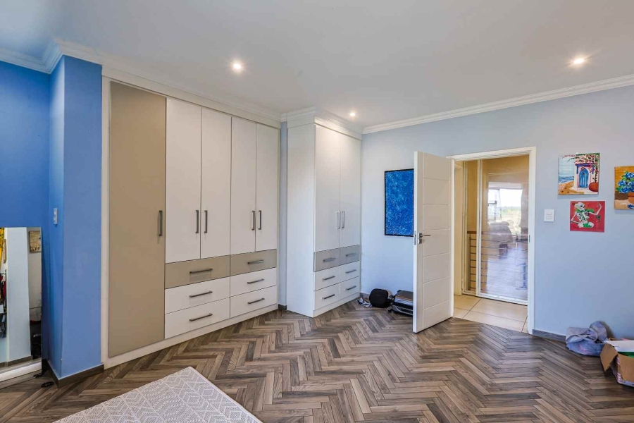 3 Bedroom Property for Sale in Waterkloof Ridge Gauteng