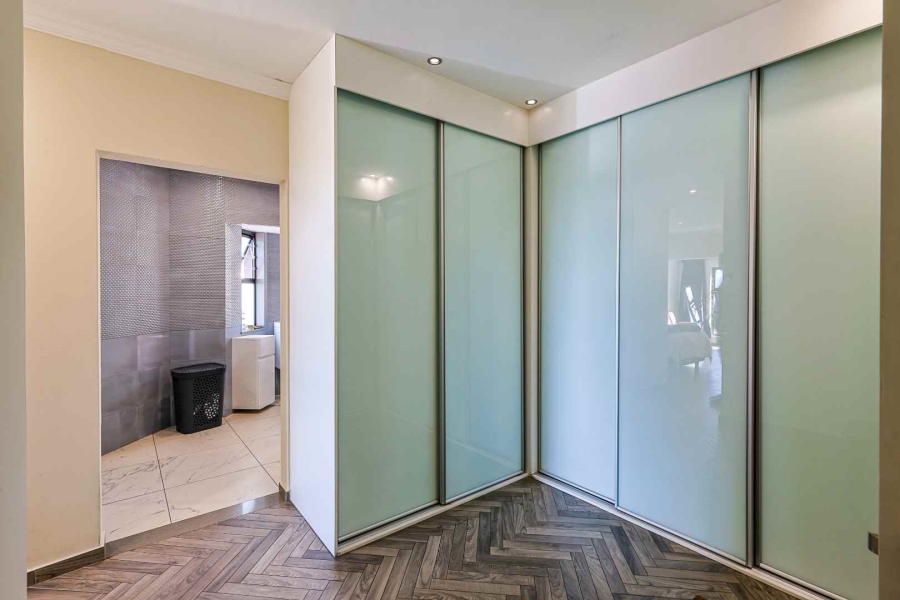 3 Bedroom Property for Sale in Waterkloof Ridge Gauteng