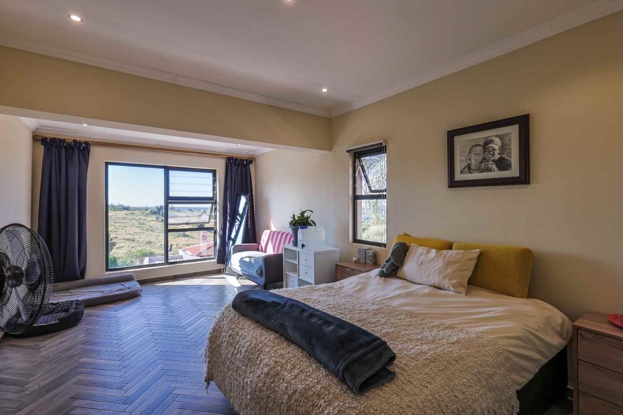 3 Bedroom Property for Sale in Waterkloof Ridge Gauteng