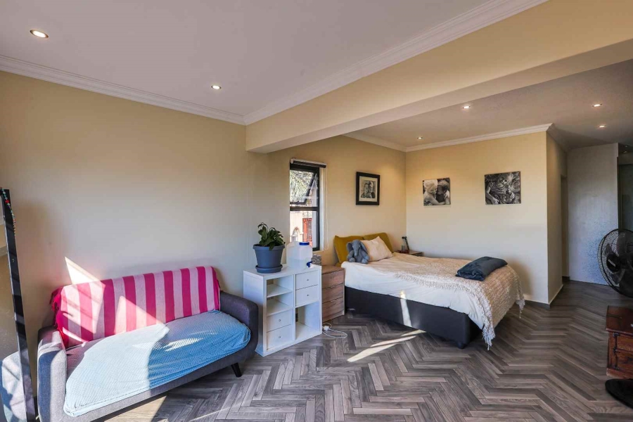 3 Bedroom Property for Sale in Waterkloof Ridge Gauteng
