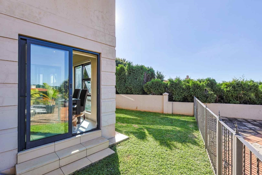 3 Bedroom Property for Sale in Waterkloof Ridge Gauteng