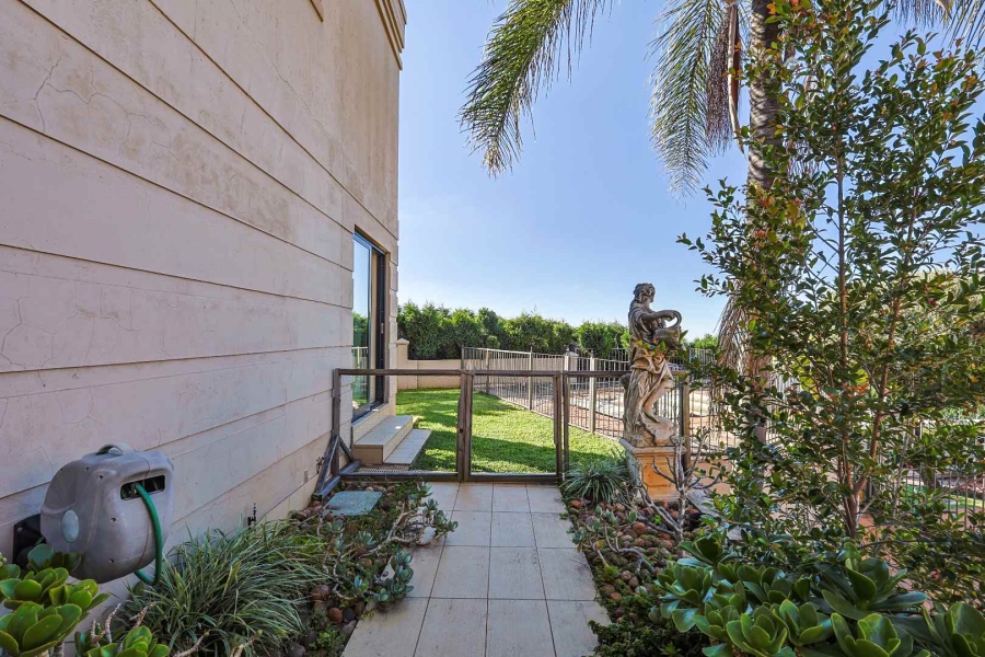 3 Bedroom Property for Sale in Waterkloof Ridge Gauteng