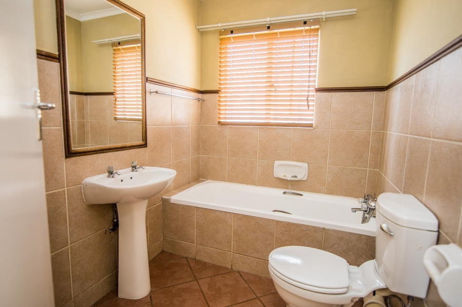 3 Bedroom Property for Sale in Mooikloof Ridge Gauteng