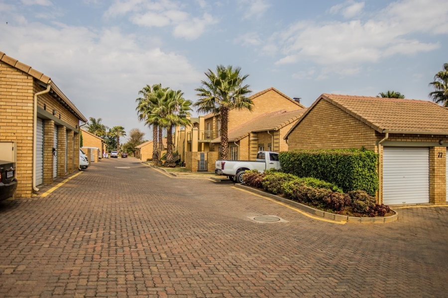3 Bedroom Property for Sale in Mooikloof Ridge Gauteng