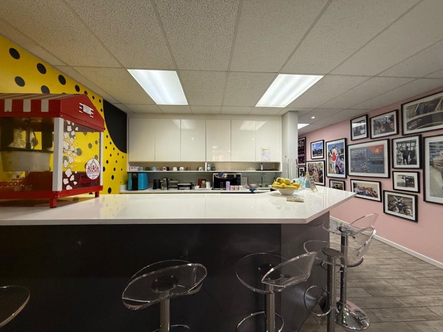 To Let Commercial Property for Rent in Dunkeld Gauteng
