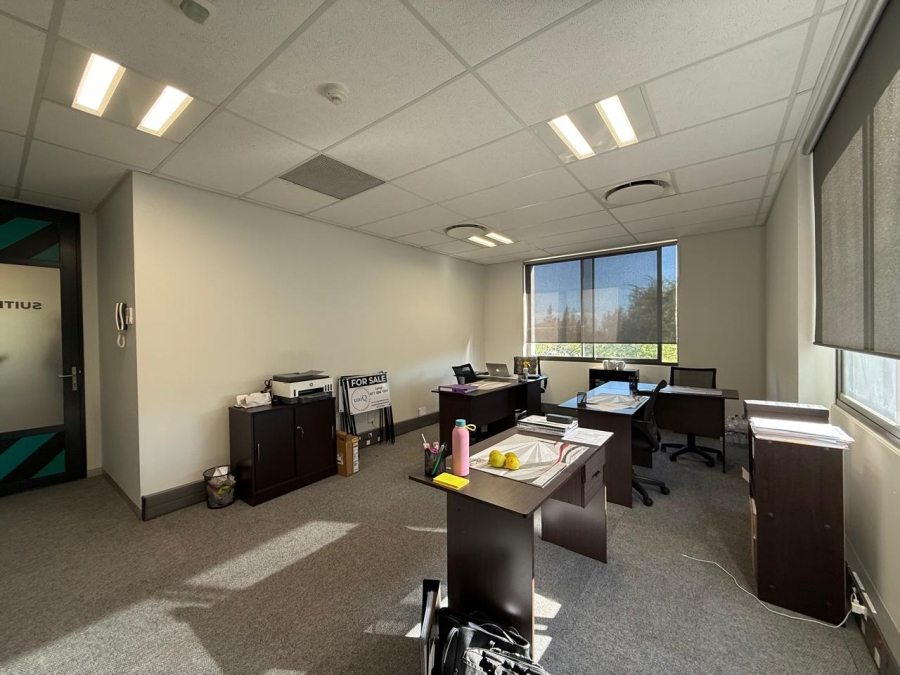 To Let Commercial Property for Rent in Magaliessig Gauteng