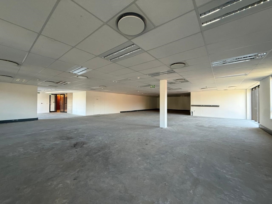 To Let Commercial Property for Rent in Magaliessig Gauteng