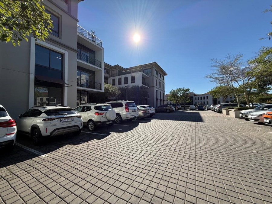 To Let Commercial Property for Rent in Magaliessig Gauteng