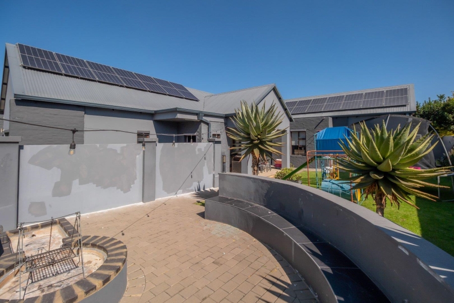 3 Bedroom Property for Sale in Midstream Estate Gauteng