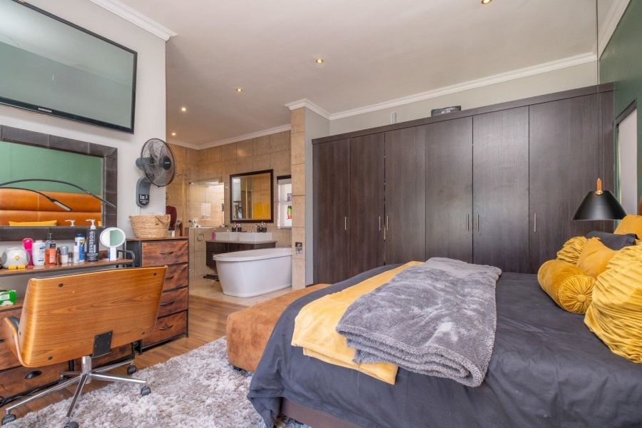 3 Bedroom Property for Sale in Midstream Estate Gauteng