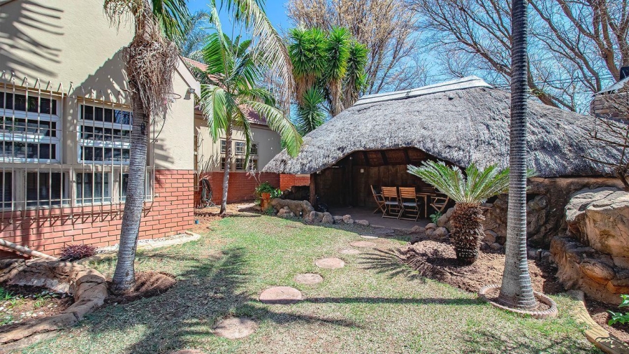 4 Bedroom Property for Sale in Ninapark Gauteng