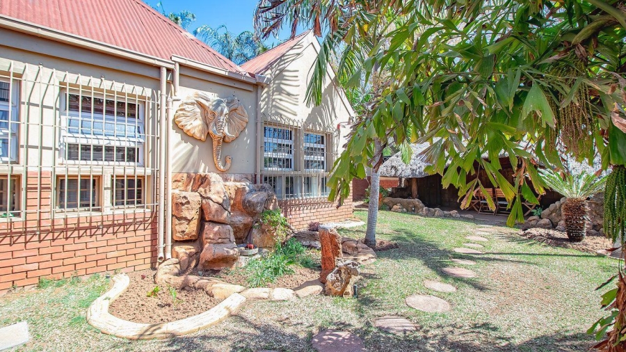 4 Bedroom Property for Sale in Ninapark Gauteng