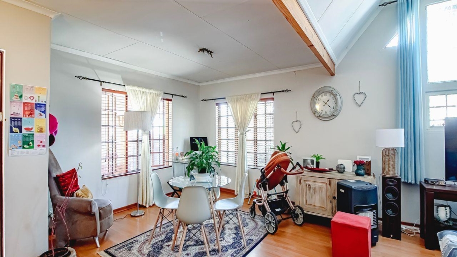 4 Bedroom Property for Sale in Ninapark Gauteng