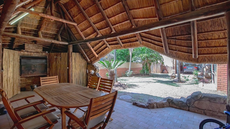 4 Bedroom Property for Sale in Ninapark Gauteng