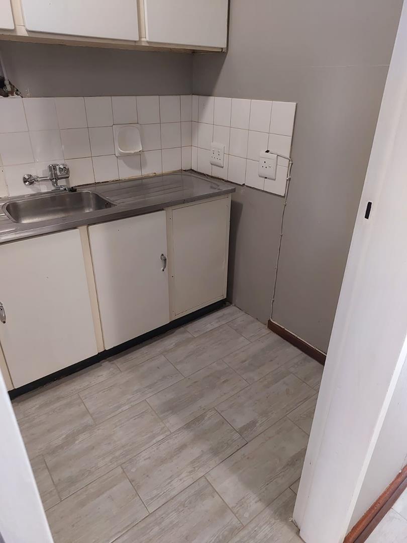 1 Bedroom Property for Sale in Sunnyside Gauteng