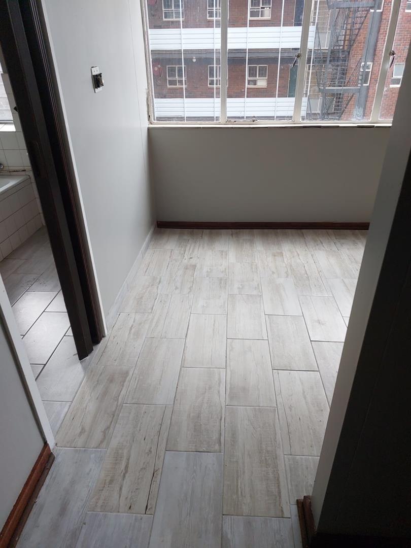 1 Bedroom Property for Sale in Sunnyside Gauteng