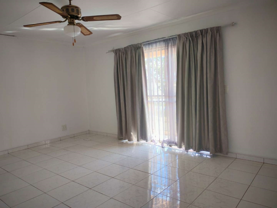To Let 2 Bedroom Property for Rent in Lenasia Ext 1 Gauteng