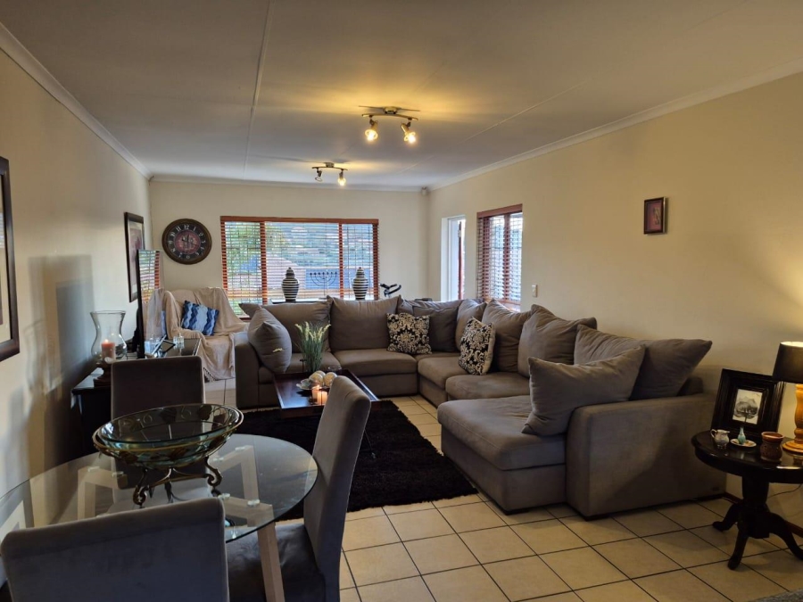 2 Bedroom Property for Sale in Glenvista Gauteng