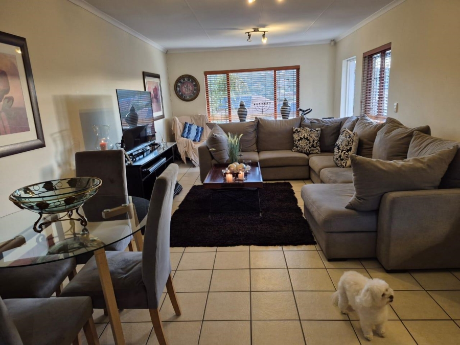 2 Bedroom Property for Sale in Glenvista Gauteng