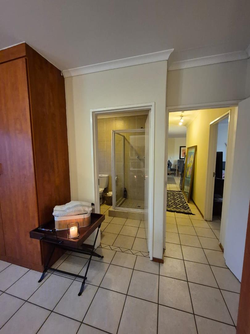 2 Bedroom Property for Sale in Glenvista Gauteng
