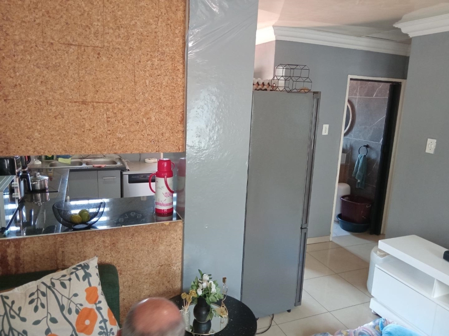 2 Bedroom Property for Sale in Albemarle Gauteng