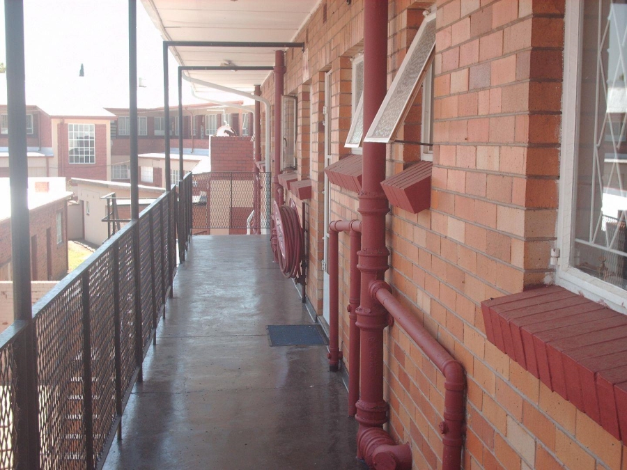 To Let 1 Bedroom Property for Rent in Three Rivers Gauteng
