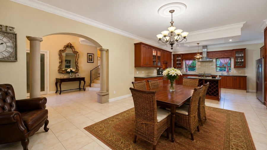 4 Bedroom Property for Sale in Zwavelpoort Gauteng
