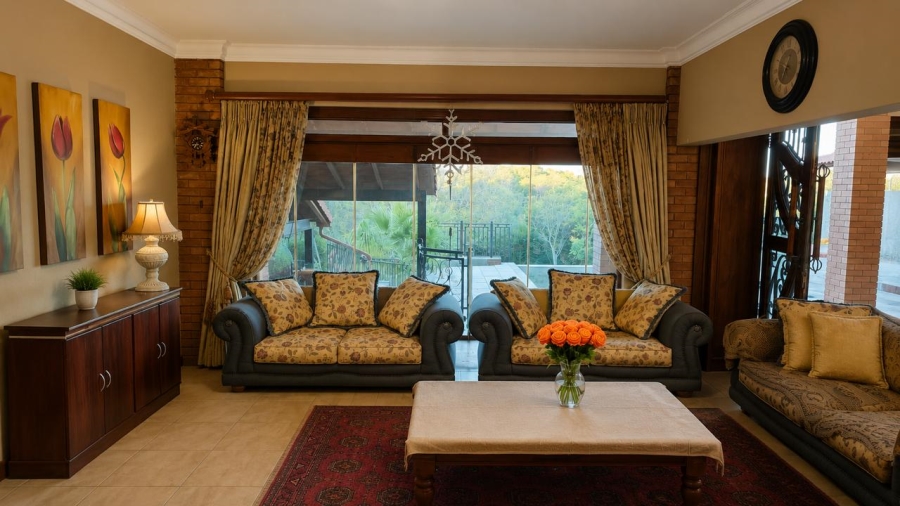 4 Bedroom Property for Sale in Zwavelpoort Gauteng